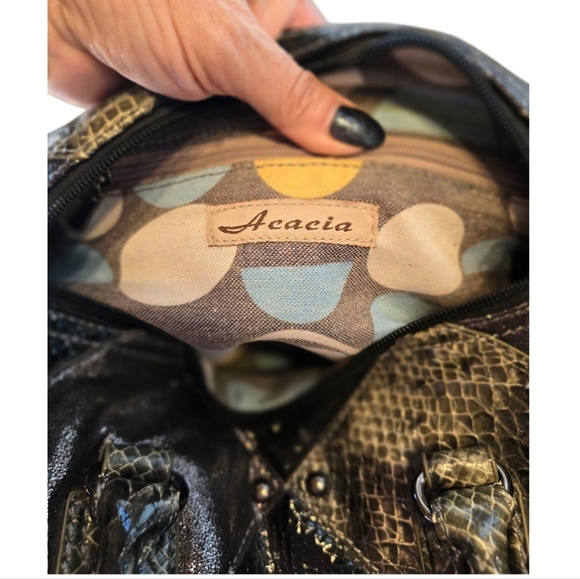 Acacia Diamond Stitch Black Pewter Metallic Leather Crossbody Satchel Handbag - Picture 11 of 14